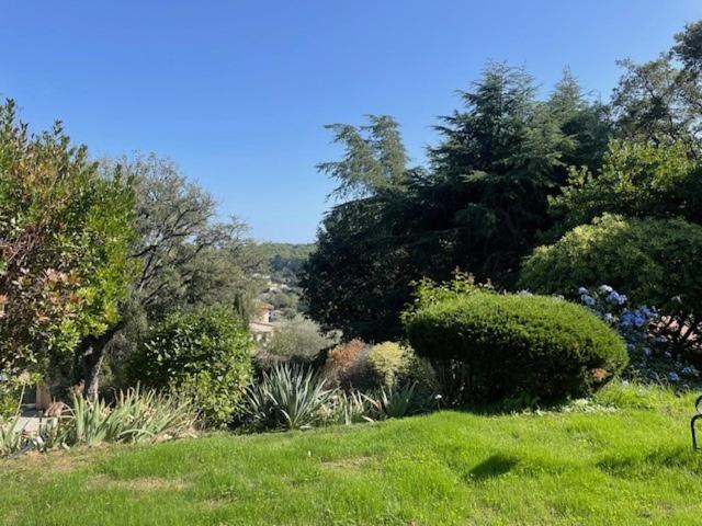 Domaine Des Tuilieres Avec Jacuzzi Διαμέρισμα Vallauris Εξωτερικό φωτογραφία